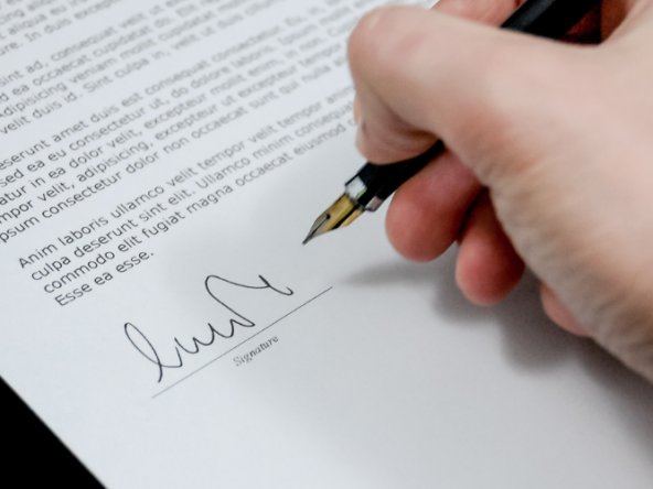 Notary Public Offices Authorized to Perform Sales Contracts for Real Estate Properties