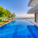 5+1 Sea View Villa For Sale in Bektas
